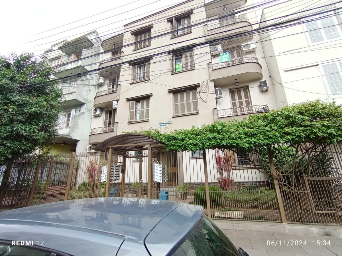 Apartamento com 3 quartos, 76m², à venda em Porto Alegre, Auxiliadora - Imobiliária Belloli
