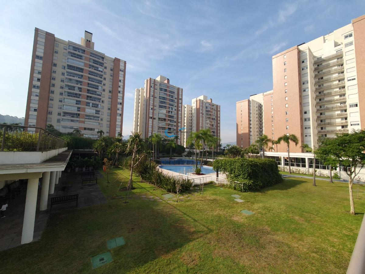 Apartamento com 3 quartos, 162m², à venda em Porto Alegre, Central Parque - Imobiliária Belloli