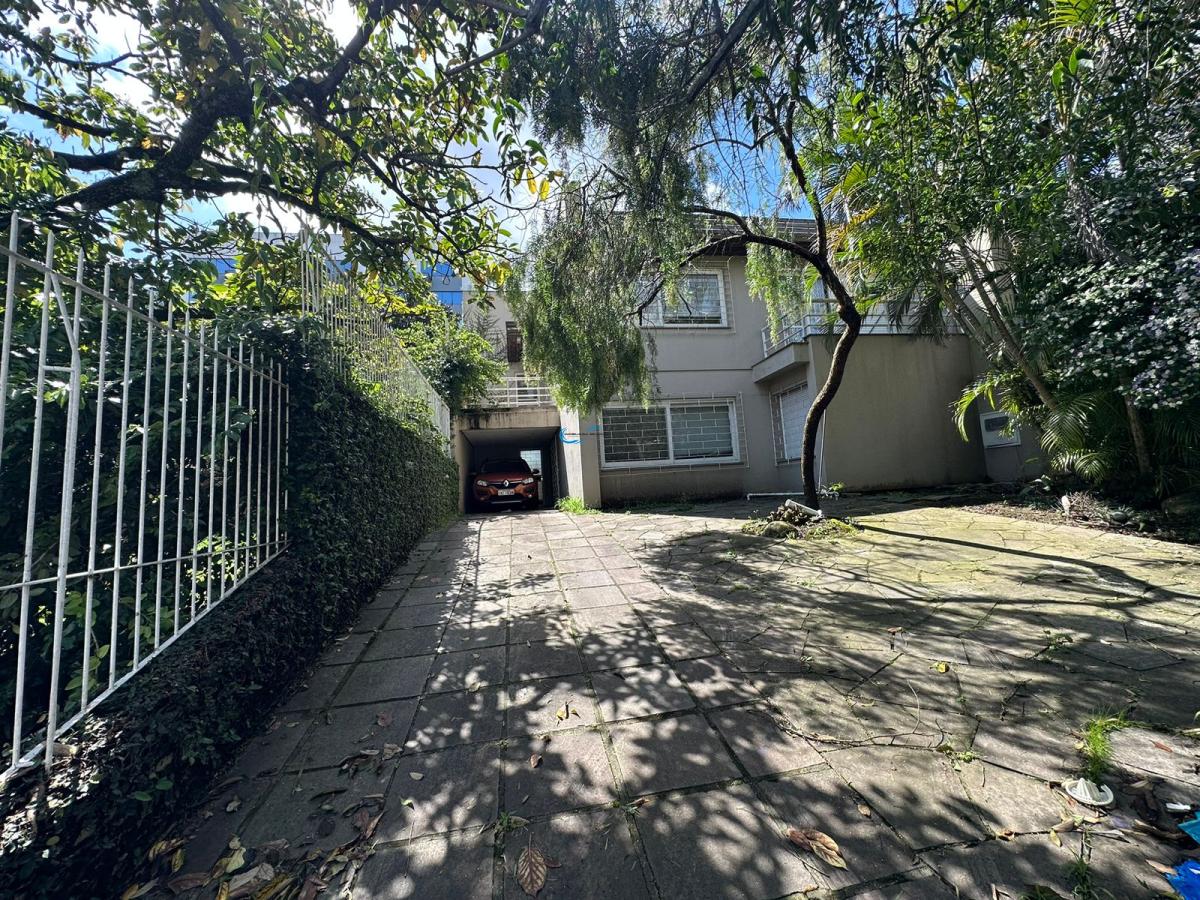 Casa com 5 quartos, 335m², à venda em Porto Alegre, Boa Vista - Imobiliária Belloli