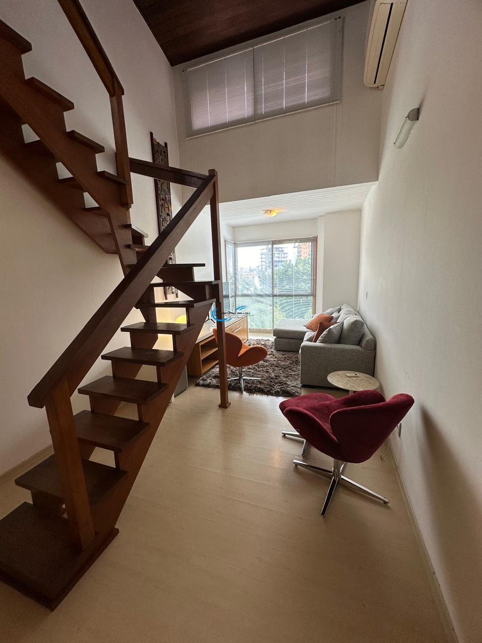 Cobertura com 2 quartos, 110m², para locação em Porto Alegre, Petrópolis