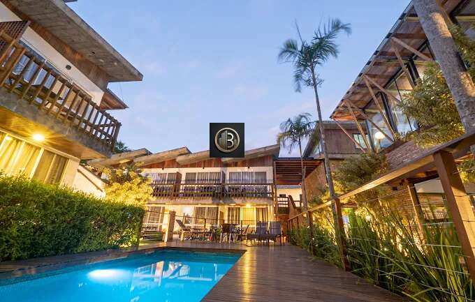 Pousada à venda em Imbituba, PRAIA DO ROSA, com 3 quartos, 560m²